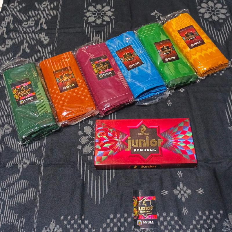SARUNG MANGGA JUNIOR MOTIF KEMBANG 1