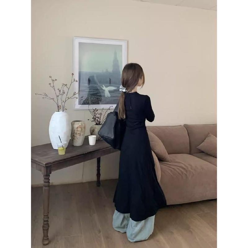 Product Introduction of Idle style V-neck long-sleeved cardigan single-breasted T-shirt skirt women's new fashionable elegant slim slimming mid-length top Casual Womenswear Dress Lingerie 4