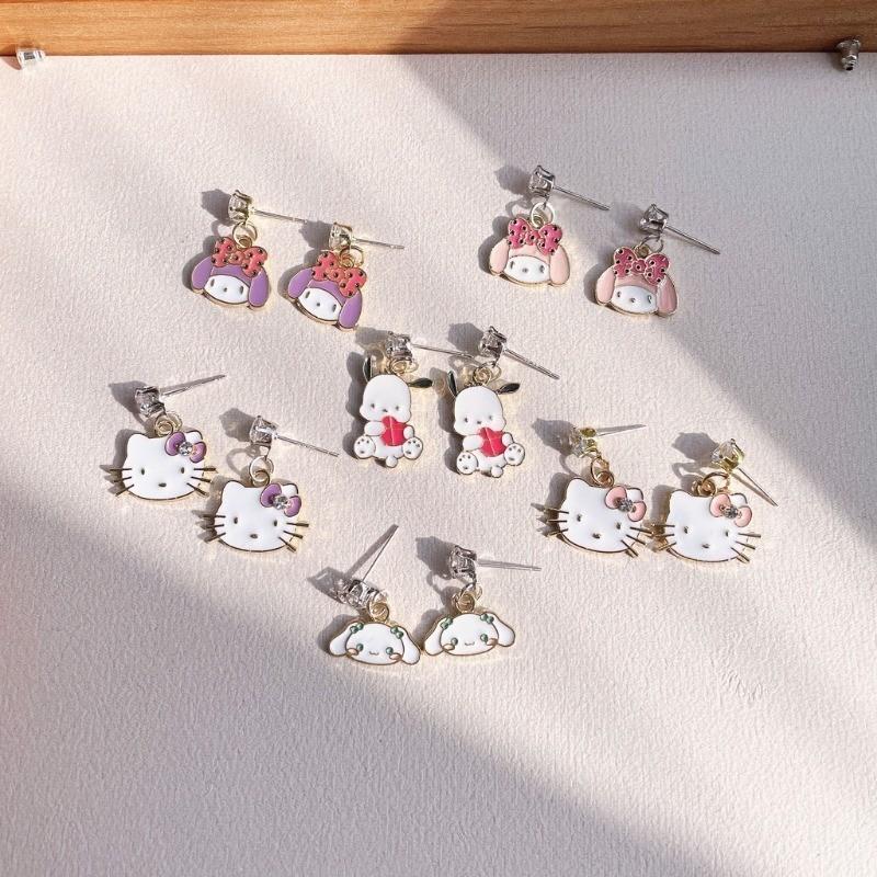 Product Introduction of Sanrio Cute Earrings Hello Kitty Accessories Jewelry Silver Needle Anime Cinnamoroll Melody Kuromi Earrings Women's Gift 3