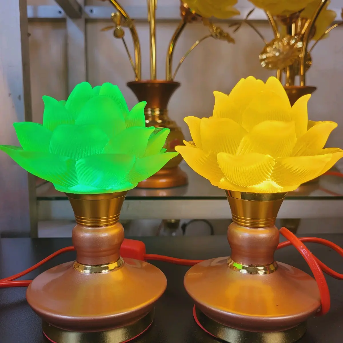 Đôi đèn thờ lưu ly 1 bông hoa sen cao 16 cm