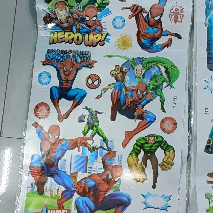 Decor hình dán công chúa, hình dán kitty, hình dán siêu nhân cho bé thoả thích sáng tạo trang trí bàn học,tủ quần áo ATD 7