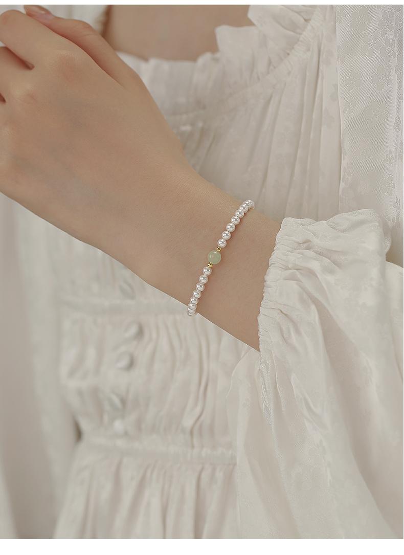 Product Introduction of Blessing Card Imitation Hetian Jade Bracelet Stringed Pearls Bracelet Light Luxury Minority Exquisite Girlfriends Bracelet 2025 New 10