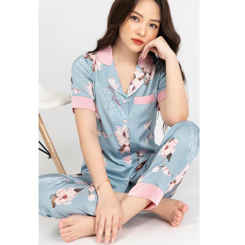  Bộ đồ pijama mặc nhà VADESI quần dài áo cộc họa tiết hoa trà chất liệu lụa mát nhẹ mềm mượt Nhung 