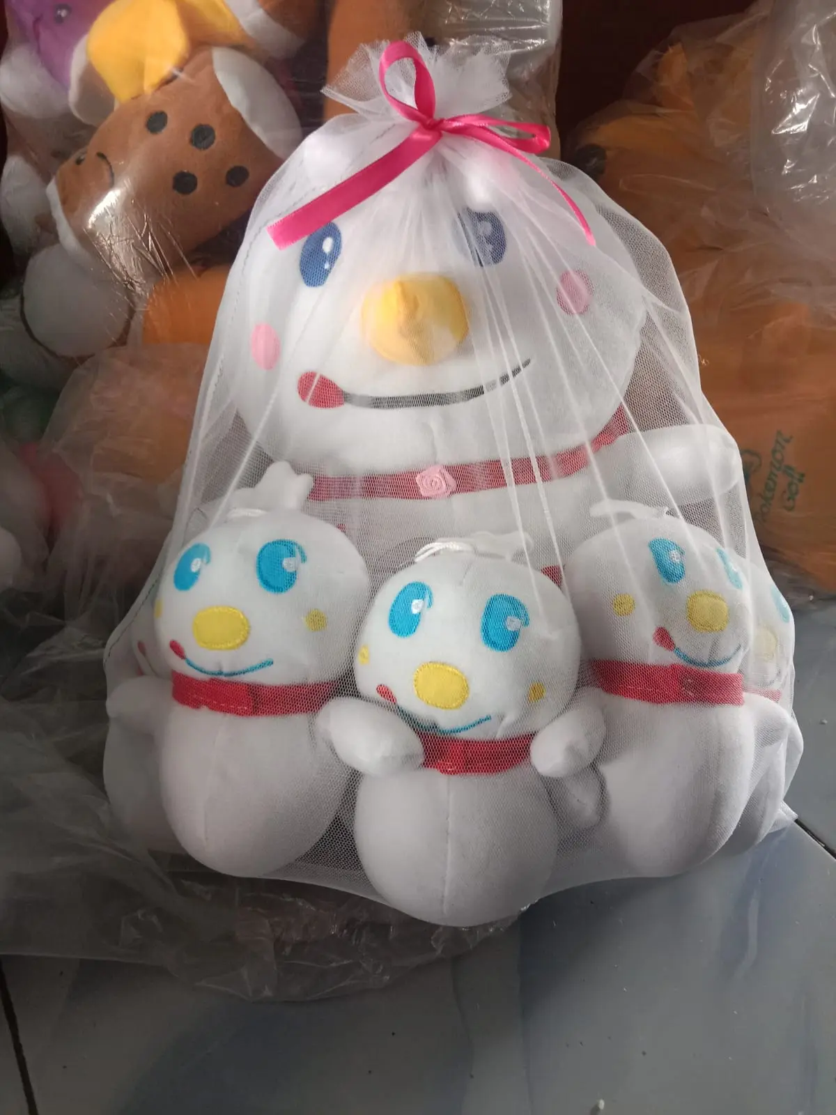 paket Boneka mixue isi empat 1 besar 3 kecil