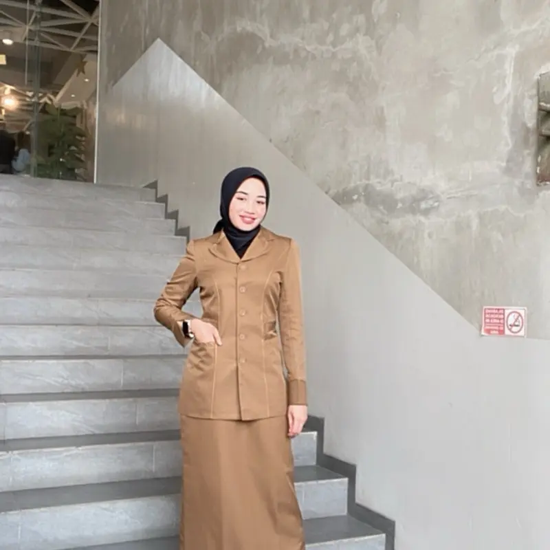 114 - Stelan Seragam Khaki Tua Wanita/ Stelan/ Atasan/ Bawahan 2