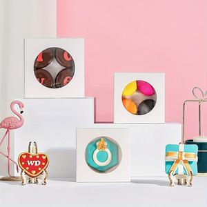 50 Cajas de Regalo de papel kraft con ventana transparente, plegable, envases de artículos pequeños de alta calidad adecuados para jabón casero, dulces, galletas, etc - Para bodas, cumpleaños, aniversarios, graduaciones, Año Nuevo, Día de San Valentín