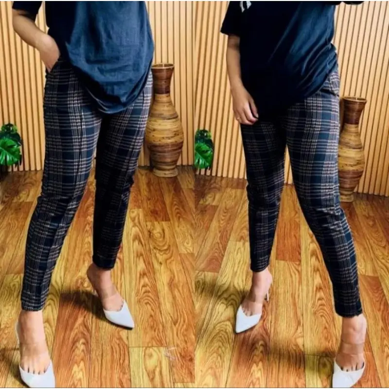 CELANA LEGGING KOTAK KOTAK SCUBA 0
