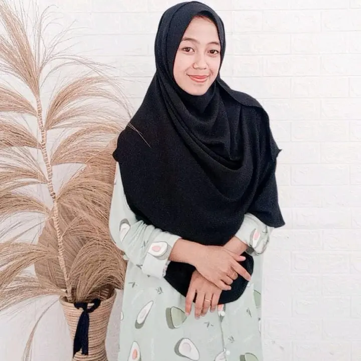 Pashmina Oval Crinckle Airflow Curve Standar Panjang Muslim Jilbab Wanita Crinkle Syal Syari Hitam Garis Instan 0
