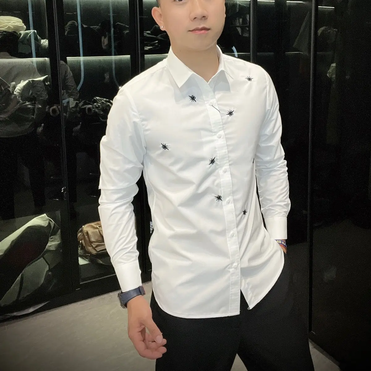 Sơ mi nam dài tay , somi nam cộc tay thân áo thêu ong chất liệu cotton nhaf dumiman Menswear sominam  dep