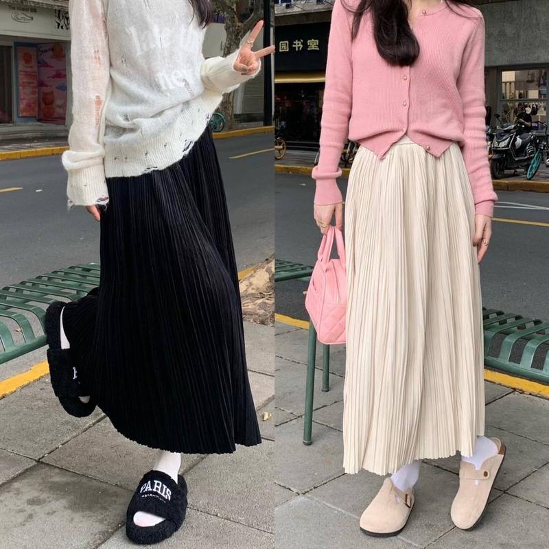 Chân váy nhung tăm xếp ly nhỏ dáng dài xoè