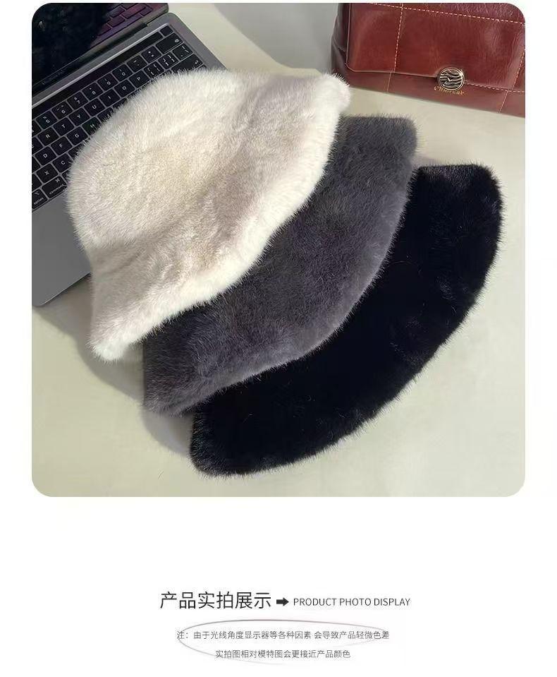 Product Introduction of Mũ nồi nhung, màu trắng, dành cho trẻ em, dễ thương và ấm áp, với nhung, làm cho khuôn mặt trông nhỏ hơn, được làm bằng lông thỏ, thích hợp cho vòng đầu lớn, phong cách Người Nổi Tiếng trên Internet 3