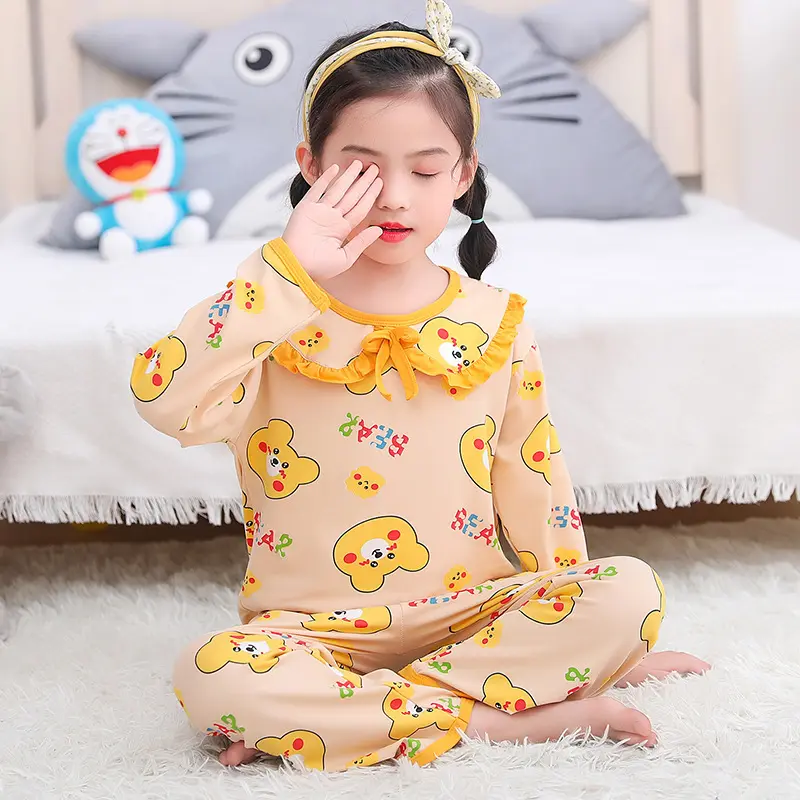 AVA setelan baju tidur yang sangat stylish, membuat anak Anda terlihat seperti princess bahkan dalam tidurnya. 1