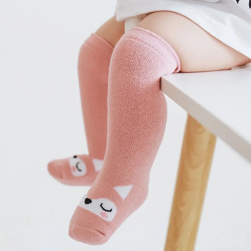Kaos Kaki Panjang Anak Bayi Anti Slip Korea Motif Import Karakter Lucu 2