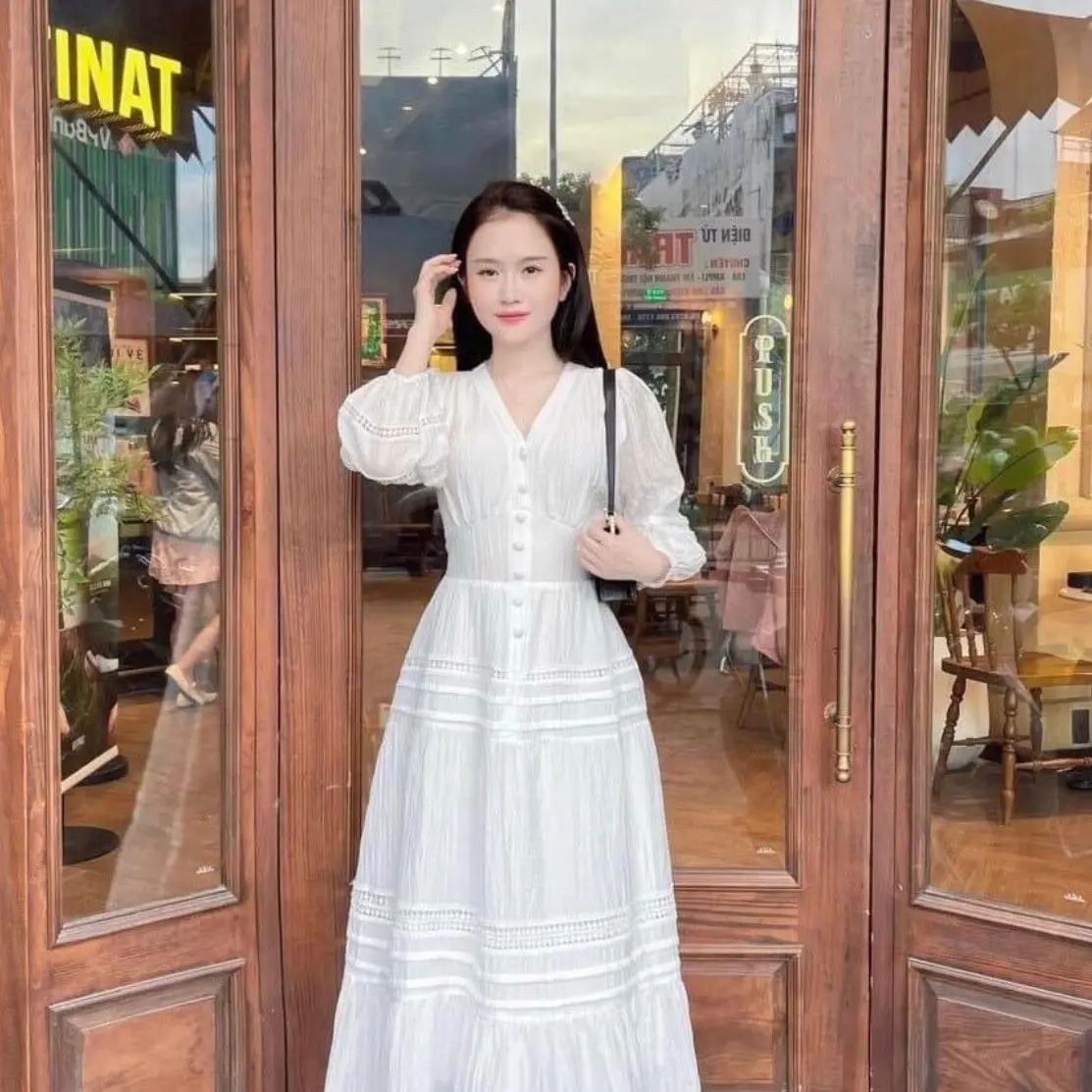 Đầm maxi tay ren về hàng bao đẹp luôn , nhận hàng là mê nghen khách , form nhà em may là ko chê chỗ nào luôn From 38 đến 58 kg