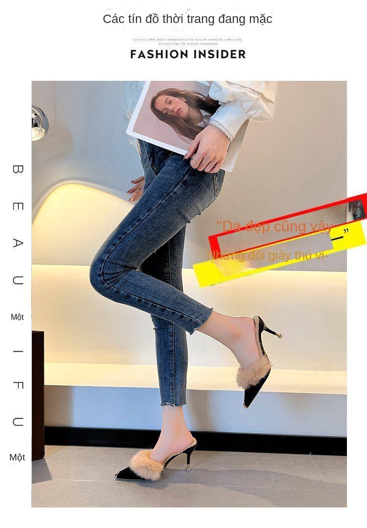 Product Introduction of Bơm Giày Cao Gót Sang Trọng Cho Nữ, Trang Phục Mùa Đông Lót Lông Cừu, Dép Bán Ngón Chân Nhọn Mới 2024, Người Nổi Tiếng Trên Internet, Dép Mùa Đông Ins, Gót Giữa DéP Shoes 2