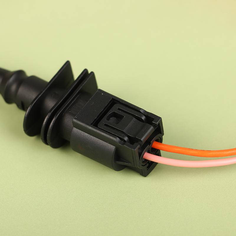 Product Introduction of Ambient Outside Air Temperature Sensor With Connector Plug For 1 6 7 Series E39 E46 X3 X5 X6 Z4 Z8 MINI R50 R53 R56 R55 20