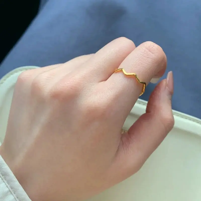 Allergy Resistant And Non Fading Titanium Steel Ring For Women, Irregular Curved Wave Pattern, Fine Gold, Gold Shop, Same Style, Tail Ring, Simple,Women'S Titanium Steel Wave Pattern Ring, Allergy Resistant, Non Fading,Fine Gold Tail Ring For Women