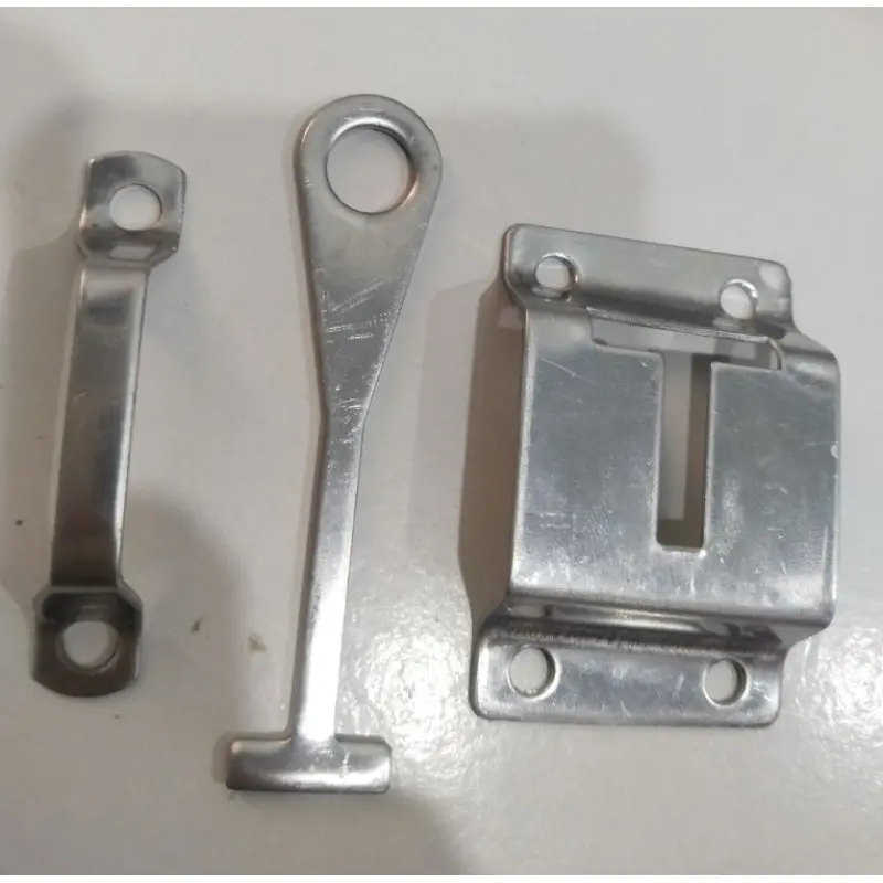Móc T Gài Cửa Thùng Loại Zin Theo Xe - Inox 304 - Khóa Hình Chữ T và Giá Đỡ Cố Định Cửa 6