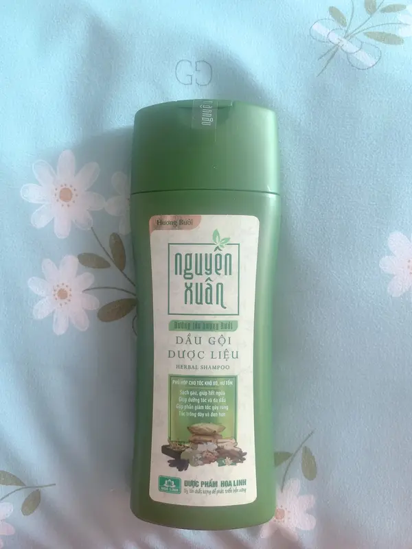 Dầu gội dược liệu Nguyên Xuân Dưỡng tóc Hương bưởi 200ml 0