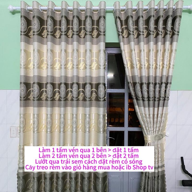 Gấm bông màu xám phối nền kem trắng cản nắng 70% vải polyeter 2 lớp cản nắng ,thích hợp cho không gian ít nắng,bền màu ,chống ẩm mốc ,chưa có thanh treo rèm cửa việt Hàn