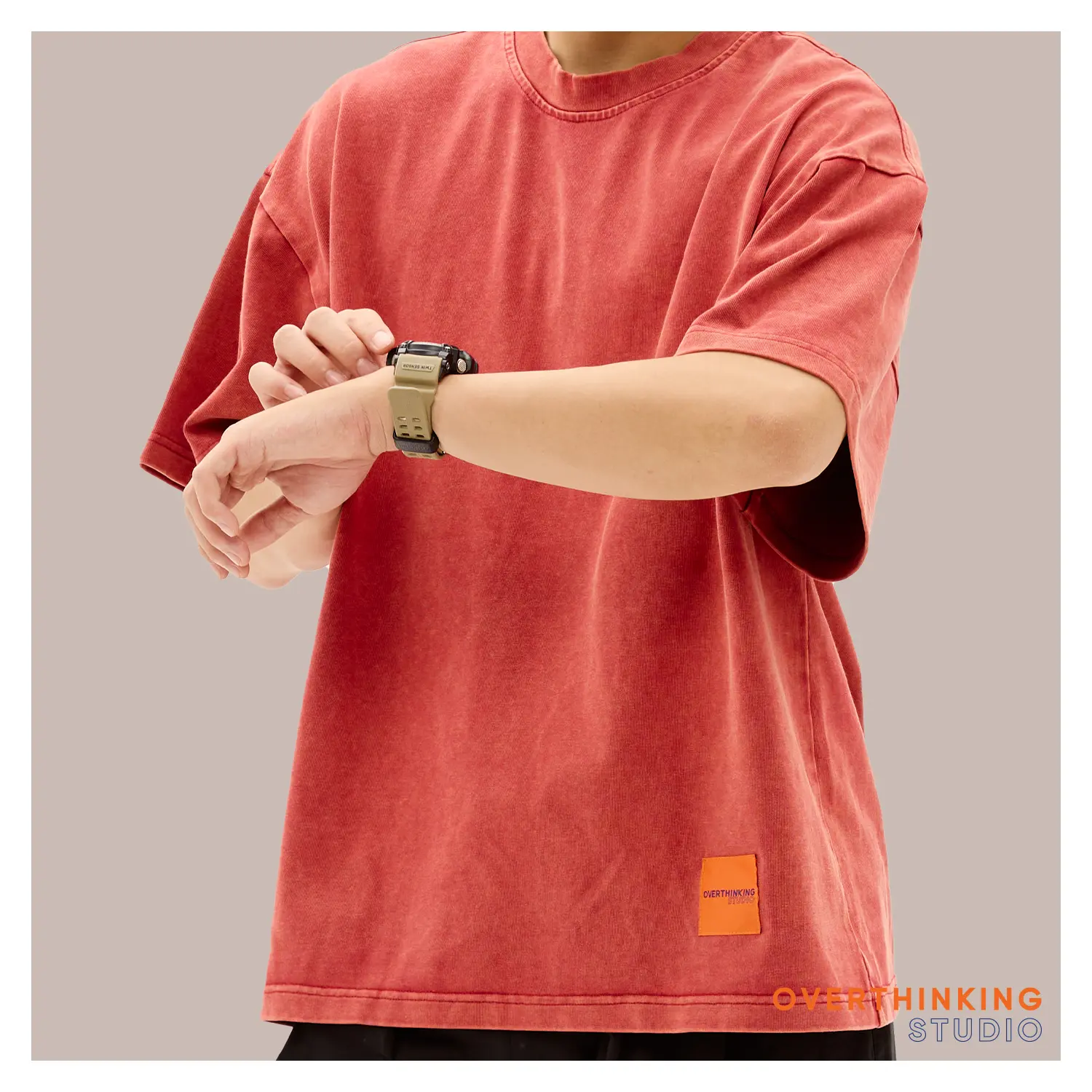 Áo phông cổ điển Vintage Red Tee cho Nam - 100% Cotton - 310gsm - Model cổ tròn - Menswear