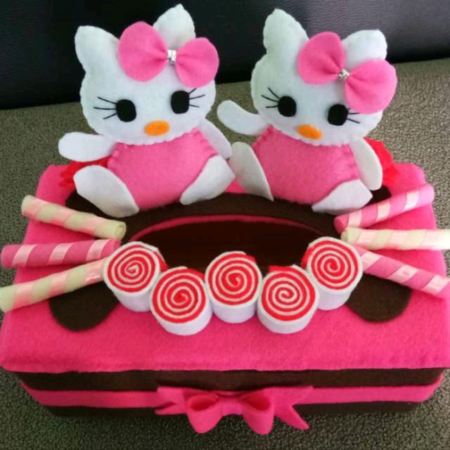 kotak tisu hello kitty 0