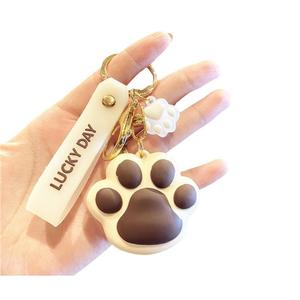 Loket Rantai Kunci Kaki Kucing, Gaya Comel Dopamine, Sesuai untuk Hiasan Kereta dan Beg Pasangan, Rantai Kunci Kreatif, Hadiah Kecil    alien  stage   alien  stage   bts   bts gantungan  anya toothless   crybaby   portal  pal gantungan  freshcare anomali