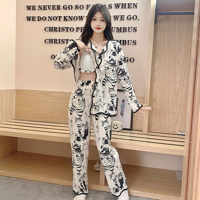 Product Introduction of Pajamas Loungewear with Chest Pads Women's Winter Cardigan Long Sleeve Long Pants Cartoon Cute Wearable Loungewear Set 5
