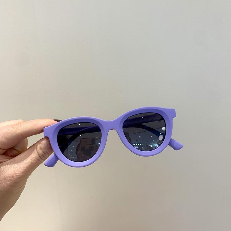Product Introduction of Kính Râm Trẻ Em, Phong Cách Hàn Quốc, Thích Hợp Cho Bãi Biển Bờ Biển Mùa Hè, Chống Tia Cực Tím, Màu Trơn Được Làm Bằng Silicon Mềm Cho Bé, Chống Nắng né  mũi 5