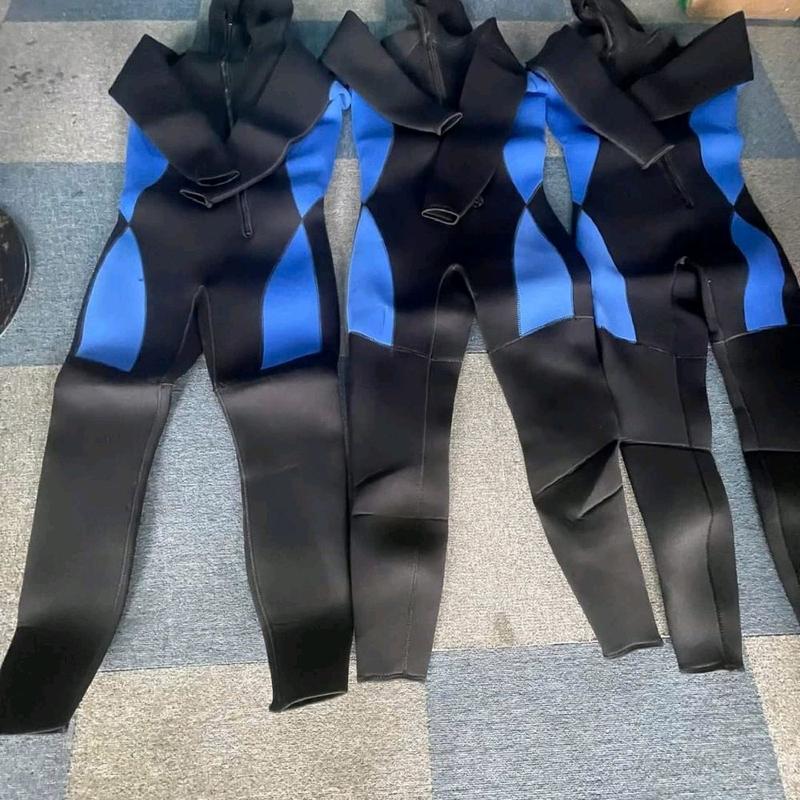 Đồ Lặn Biển,Quần Áo Lặn Biển Dày 5mm Liền Thân. Nỉ Tổng Hợp Giữ nhiệt Ấm Cho Cơ Thể Khi Lặn