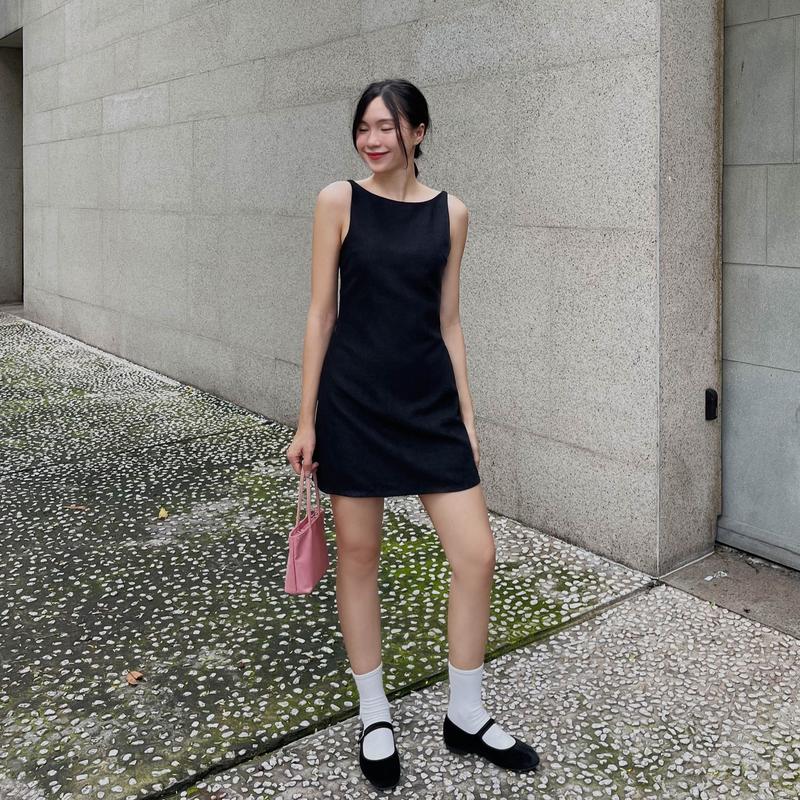 Váy Nữ Fabric Holic cổ tròn 2 dây dáng ngắn Màu Đen 4