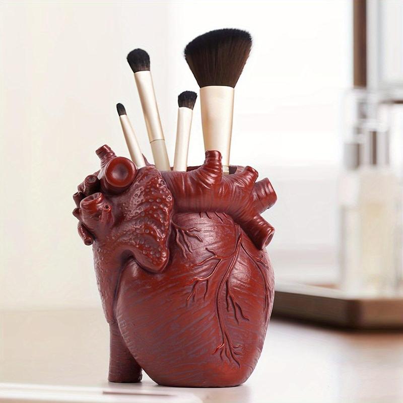 Product Introduction of Heart Design Pencil Holder, 1 Count Creative Desktop Pen Holder, Desk Organizer for Home Office Dormitory School 4
