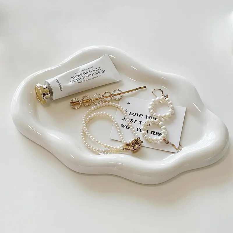Unique Cloud Shaped Jewelry Dish Tray, 1 Count Ceramic Ring Storage Holder, Jewelry Storage Tray for Home Bedroom without Jewelry, Decorative Desk Accessories, Household Items, Jewelry Organizer, Ornaments 6