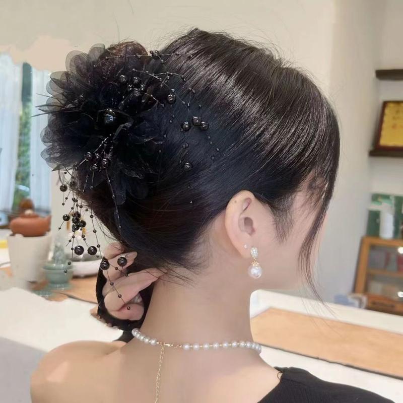 Product Introduction of Kẹp Tóc Hoa Lưới, Thiết Kế Thanh Lịch, Dành Cho Nữ, Phong Cách Hàn Quốc, Với Tua Rua Ngọc Trai, Kẹp Cá Mập, Thời Trang, Thích Hợp Cho Bé Gái, Kẹp Tóc Đuôi Ngựa, Phụ Kiện Tóc Voi Women 1