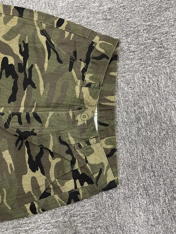 Women's Camo Print Straight Leg Jeans, Street Fashion Casual Denim Pants for Daily Wear, Ladies Bottoms for All Seasons 7