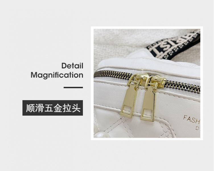 Product Introduction of Túi Hợp Xu hướng Túi Đeo Hông Thời Trang Mới Cao Cấp, Túi Đeo Chéo Mùa Hè Dễ Phối Đồ Túi Đeo Ngực Nữ, Bán Chạy Năm 2023, Được Thu Thập Bởi 2452 Người, Thích Hợp Cho Năm Năm, Túi Đeo Hông 5