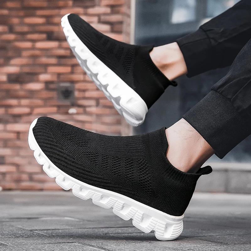 Customize Men Summer Casual Sports Sneakers Breathable Mesh Blank Super Lightweight Running Walking Shoes for Women Runner Trainers_voghion.com