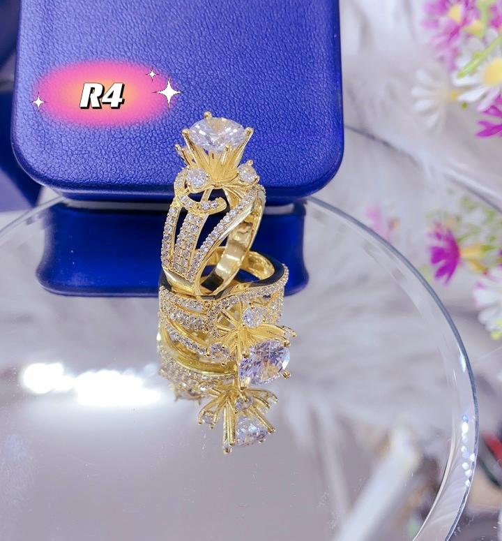 Nhẫn nữ hột cao kiểu dáng lạ mắt chất titan không đen mã sp N815