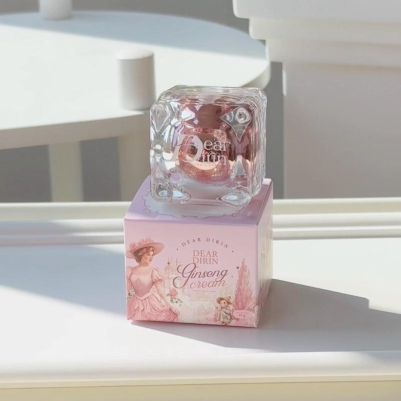 Kem sâm Dear Dirin Thái Lan mẫu mới Hổ trợ nền da mụn nám không đều màu.