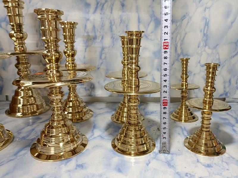 Product Introduction of Cặp chân nến truyền thống 16,5cm, 23cm, 26cm, 31cm 15
