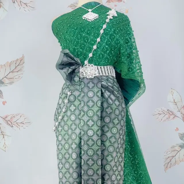 Trang phục Khmer/TháiLan
