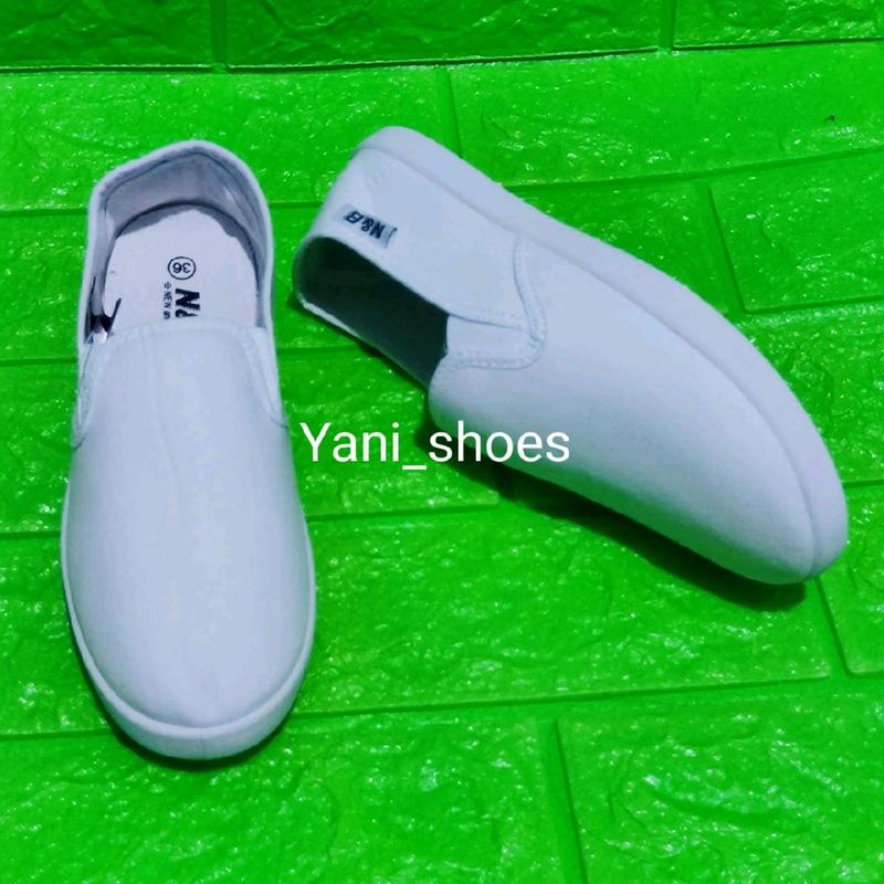Sepatu import pantofel suster haji umroh 36-40 0