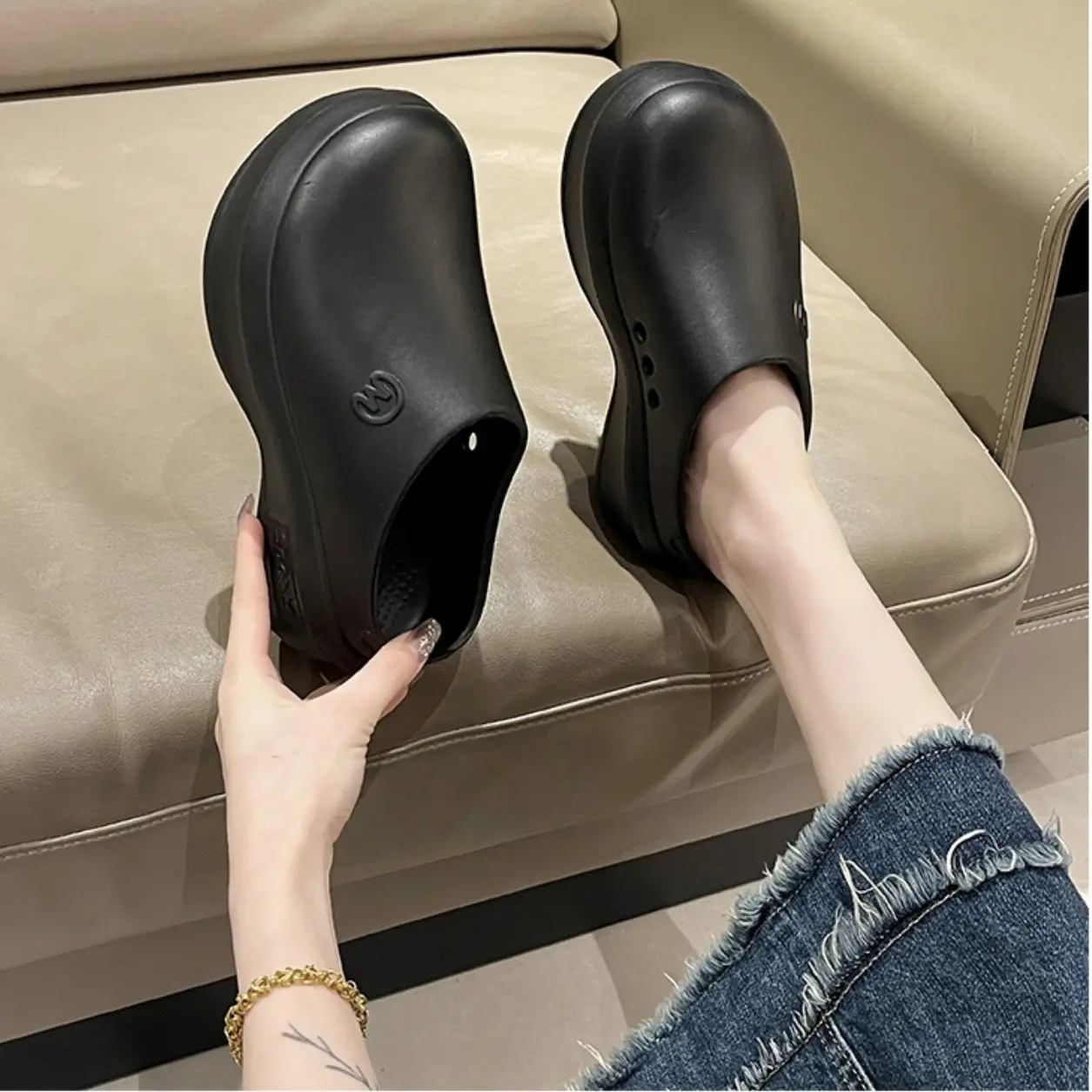 Muse giày Sandals Nữ Sandals Ngón Chân Cái Trắng Nền Đế Chống trượt EVA Chiều cao Mềm & Gia Cố 123105