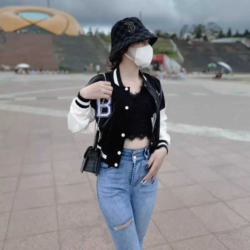 Jaket Baseball Varsity CROP Big Size ( S - 6XL ) LOGO B BEYOND Korean Style Boy Girl Jaket Croptop Bomber FLeece Mix Kombinasi 2 Warna Two Tone Street Style Cropped Slim-fitting Panjang Printing Sablon High Oversize Sweater Keren Biru Nyaman Variasi 0