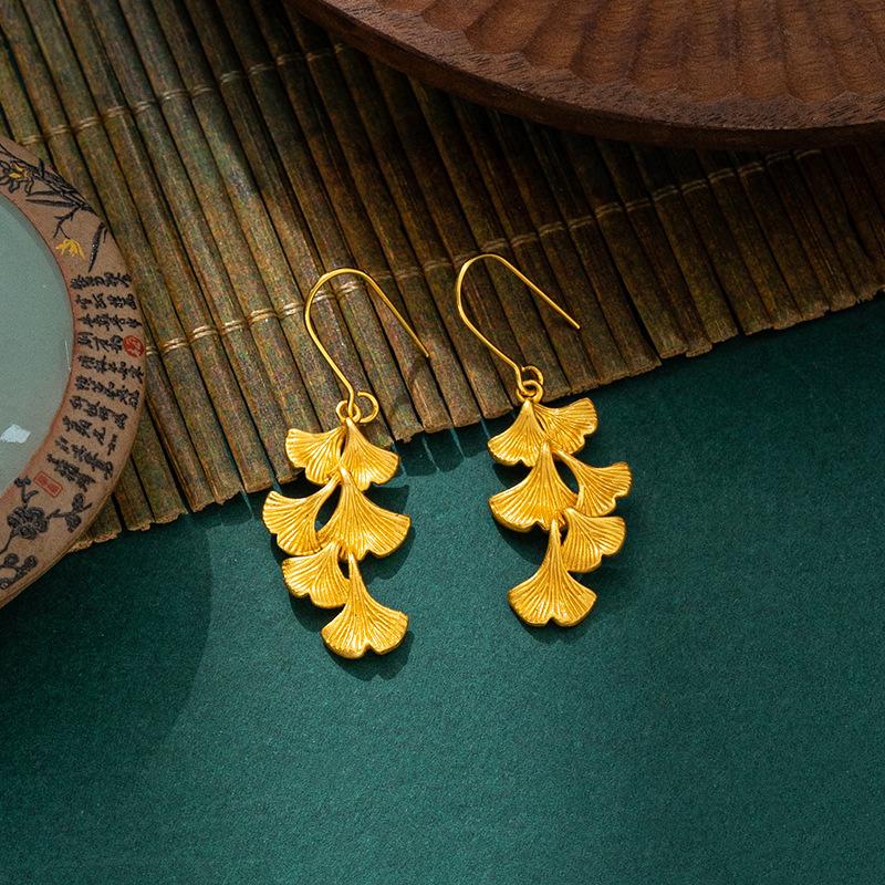 Product Introduction of Fashion Gold Ginkgo Leaf Earrings - Minimalist Luxury Christmas Gift for Her 5