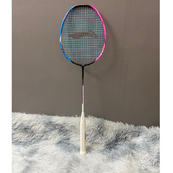 Vợt Cầu Lông L ning Halbertec 8000 cắng sẵn theo mức cân yêu cầu tặng quấn cán túi đựng vợt bảo vệ đầu vợt đi cùng