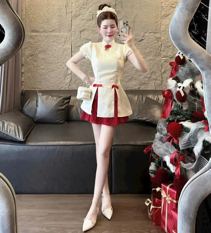 Bộ áo gấm cổ tàu tay phồng nữ tính đính nơ xẻ tà phối chân váy xòe cho nàng diện đi chơi noen, lễ tết - Women, Dress 3