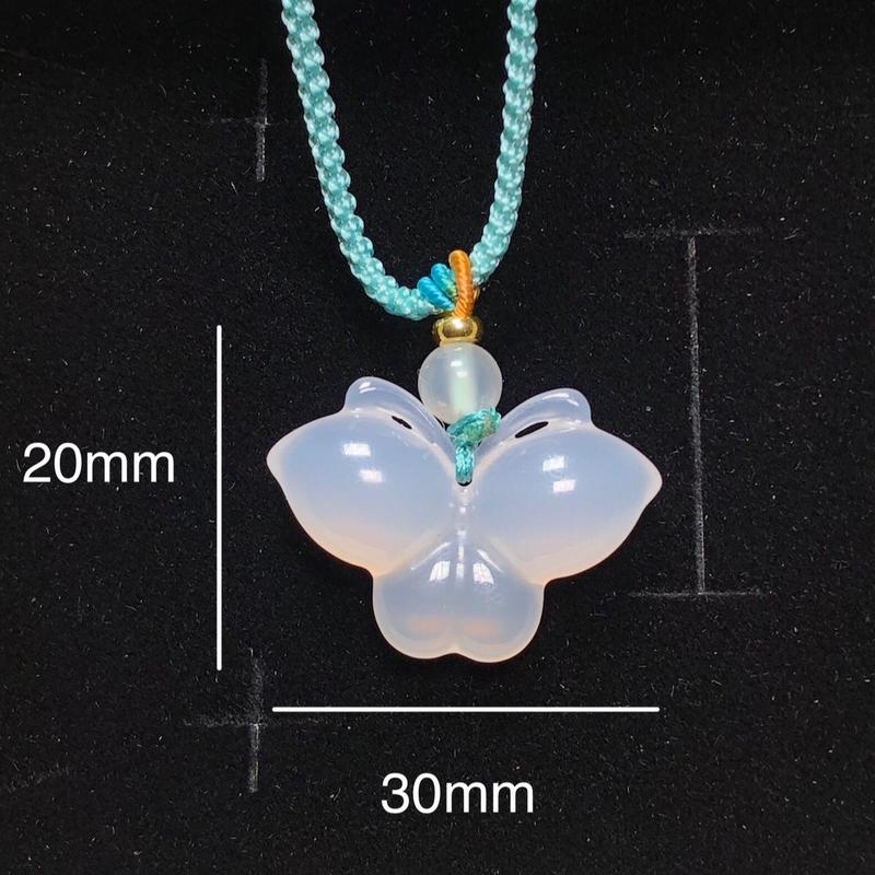 Mặt Dây Chuyền Hồ Điệp Đá Bạch Nguyệt Quang 30x20mm - Màu Trắng Tinh Khôi 3