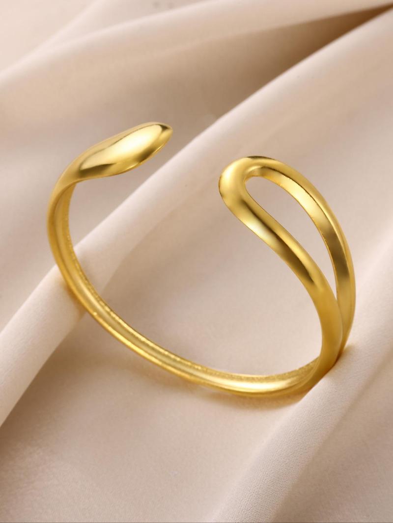 Product Introduction of Vintage Hollow Out Design Stainless Steel Cuff Bangle, Fashion Accessories for Women & Girls, Trendy All-match & Exquisite Matching Bracelet for Birthday Gift 2