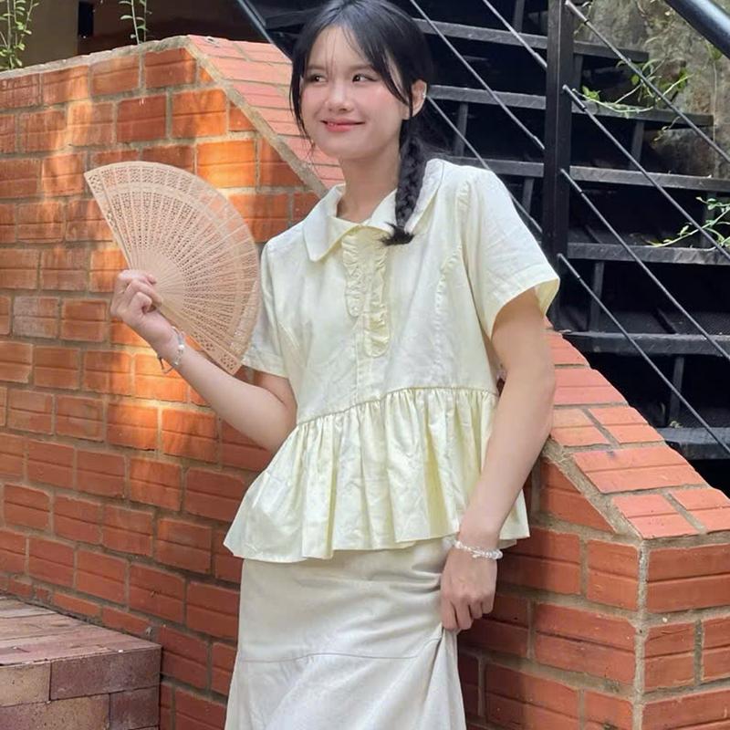 Áo sơ mi kiểu babydoll nhún vạt xòe Pica by Vintagevibes. Nữ Women